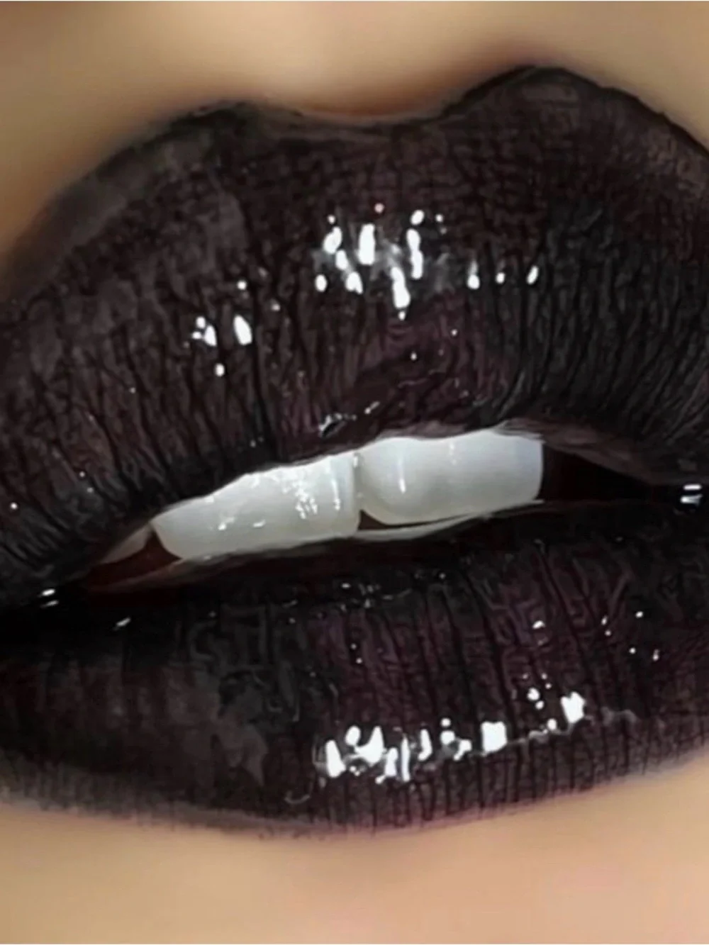 Jeffree Star Intense Black High-Shine Lip Gloss